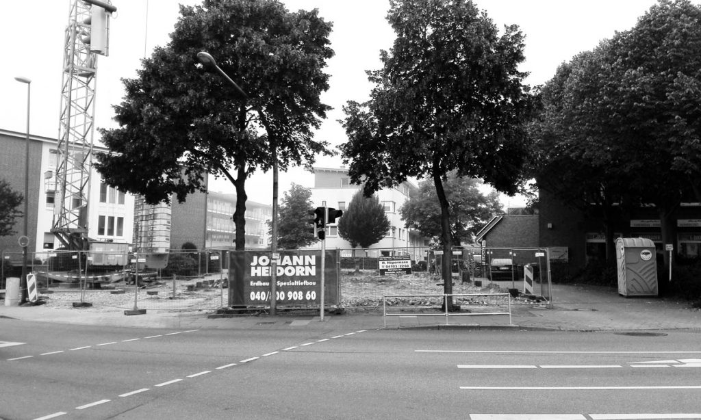 Die nächste Baustelle im Zentrum Wedels nimmt langsam Fahrt auf. Das Bestandshaus Am Marktplatz 1 wurde in den letzten Tagen (...)